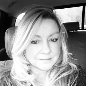 Meet your Posher, Janel